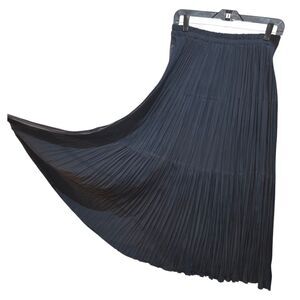 COUNTRY GAL USA Sz M Black Pleated Boho Western Festival Prairiecore Maxi Skirt